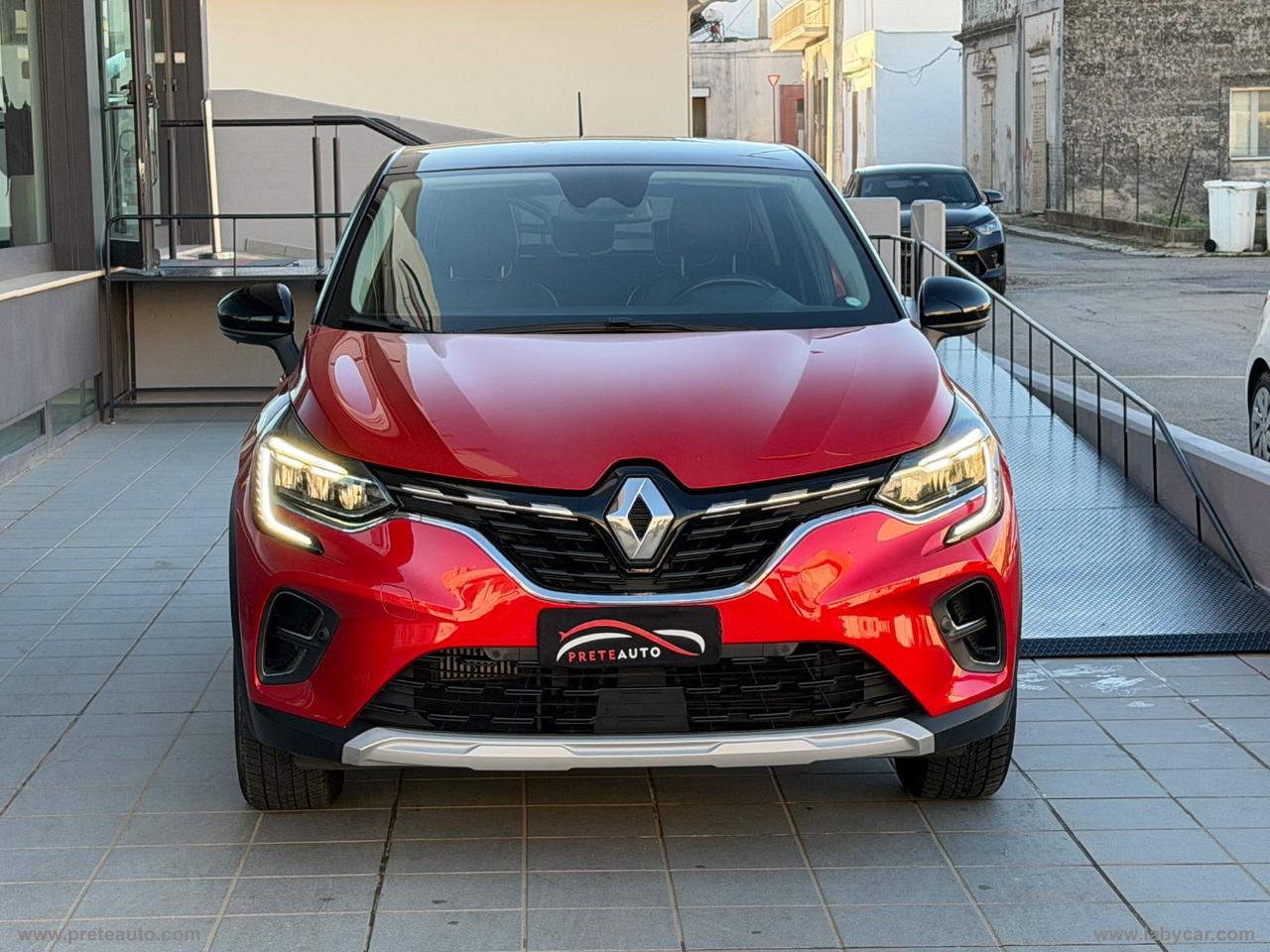 RENAULT Captur TCe 12V 100 CV Intens