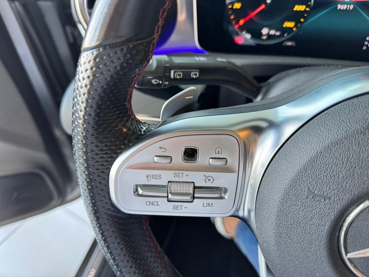 Mercedes CLA 180d Premium AMG TETTO AMBIENT LIGHT