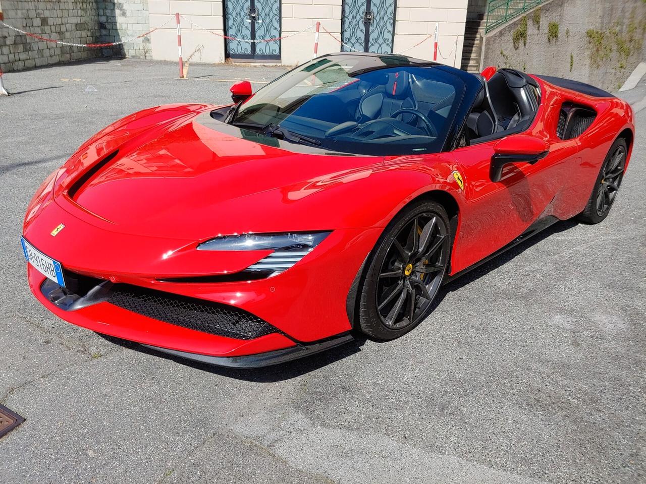 Ferrari SF90 Spider ASSETTO FIORANO