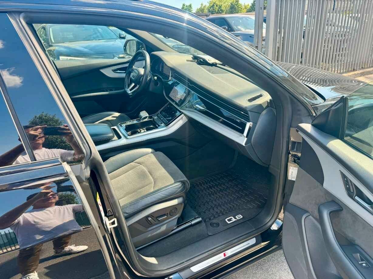 AUDI Q8 3.0 TDI 286 CV quattro tiptronic Sport