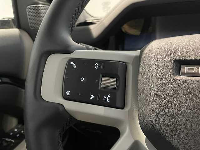 Land Rover Defender SE - IVA ESPOSTA