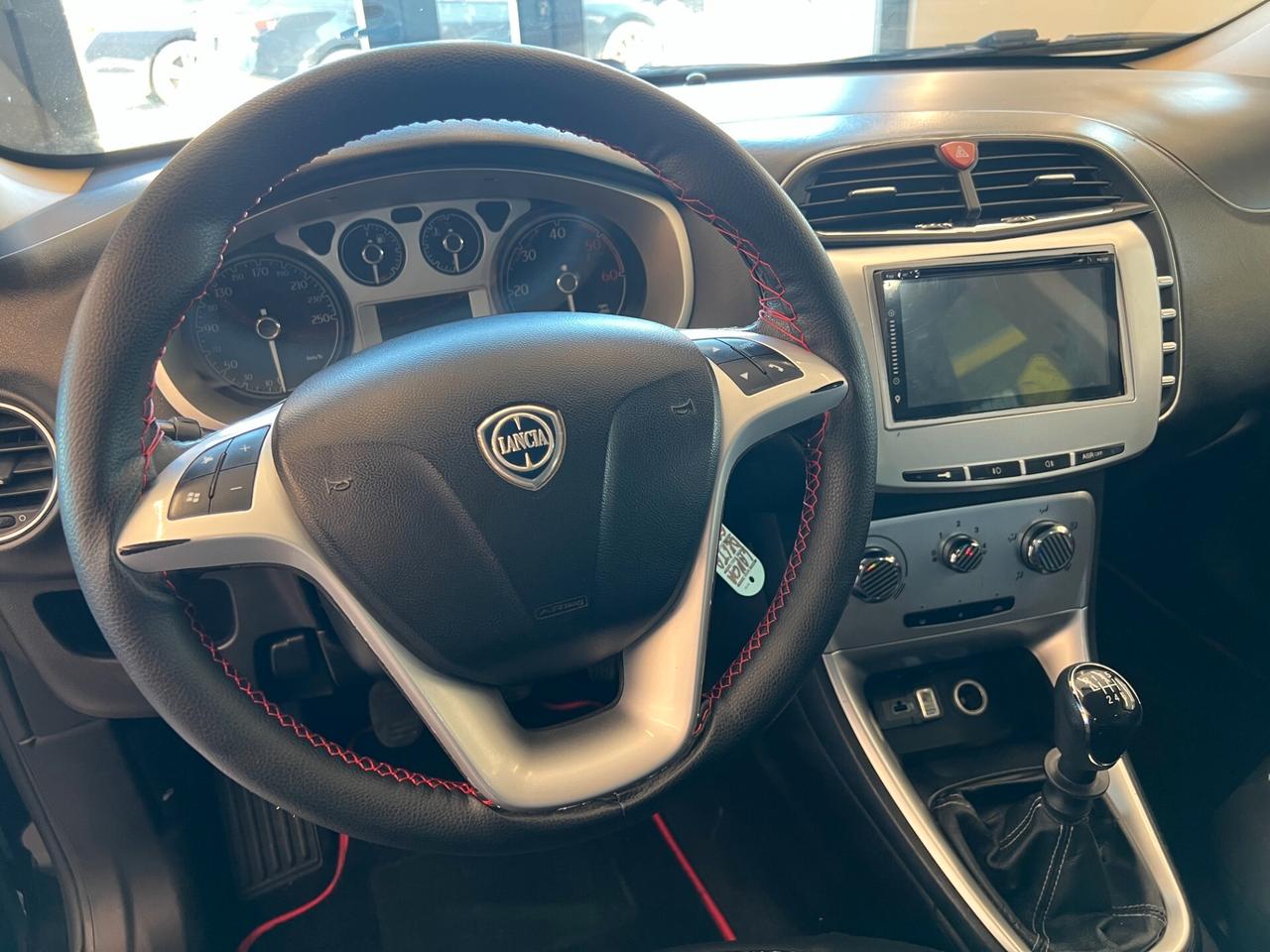 Lancia Delta 2.0 MJT DPF Oro