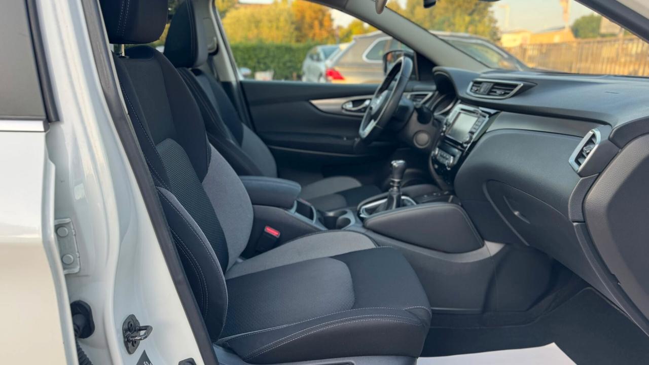 Nissan Qashqai 1.5 dCi N-Connecta