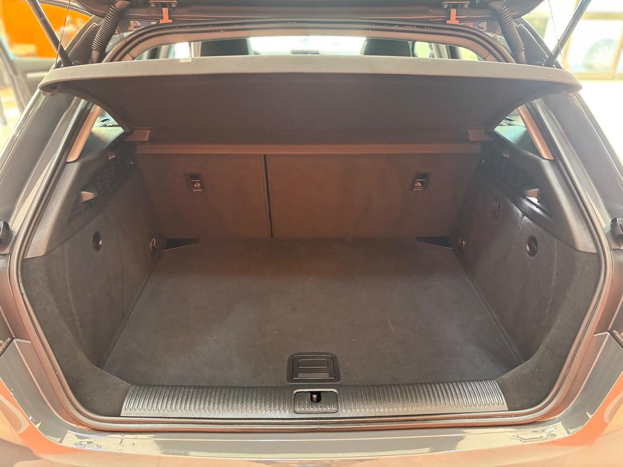 Audi A3 SPB 30 TFSI s line matrix navi virtual permute finanziamenti