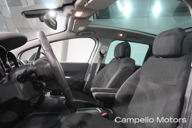 PEUGEOT 5008 5008 1.6 Hdi 115cv Allure
