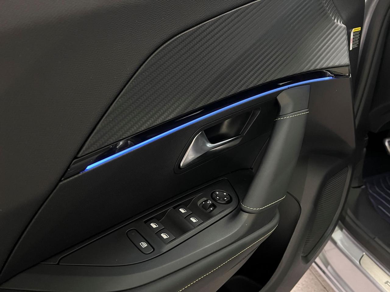 PEUGEOT 2008 II 2023 1.2 hybrid GT 136cv e-dcs6 - PROMO ENTRO DICEMBRE