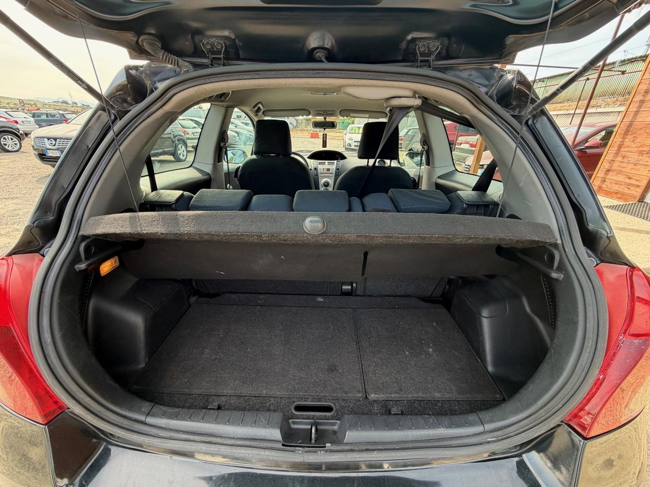 TOYOTA Yaris 1.0 Benzina 3p. NEOPATENTATI