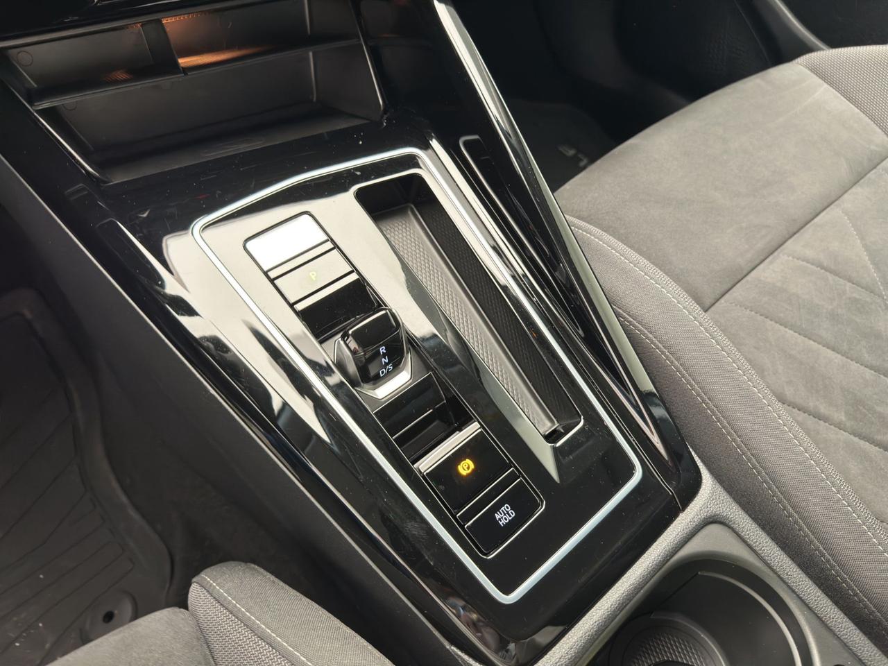 Volkswagen Golf 1.5 etsi evo Style 130cv dsg