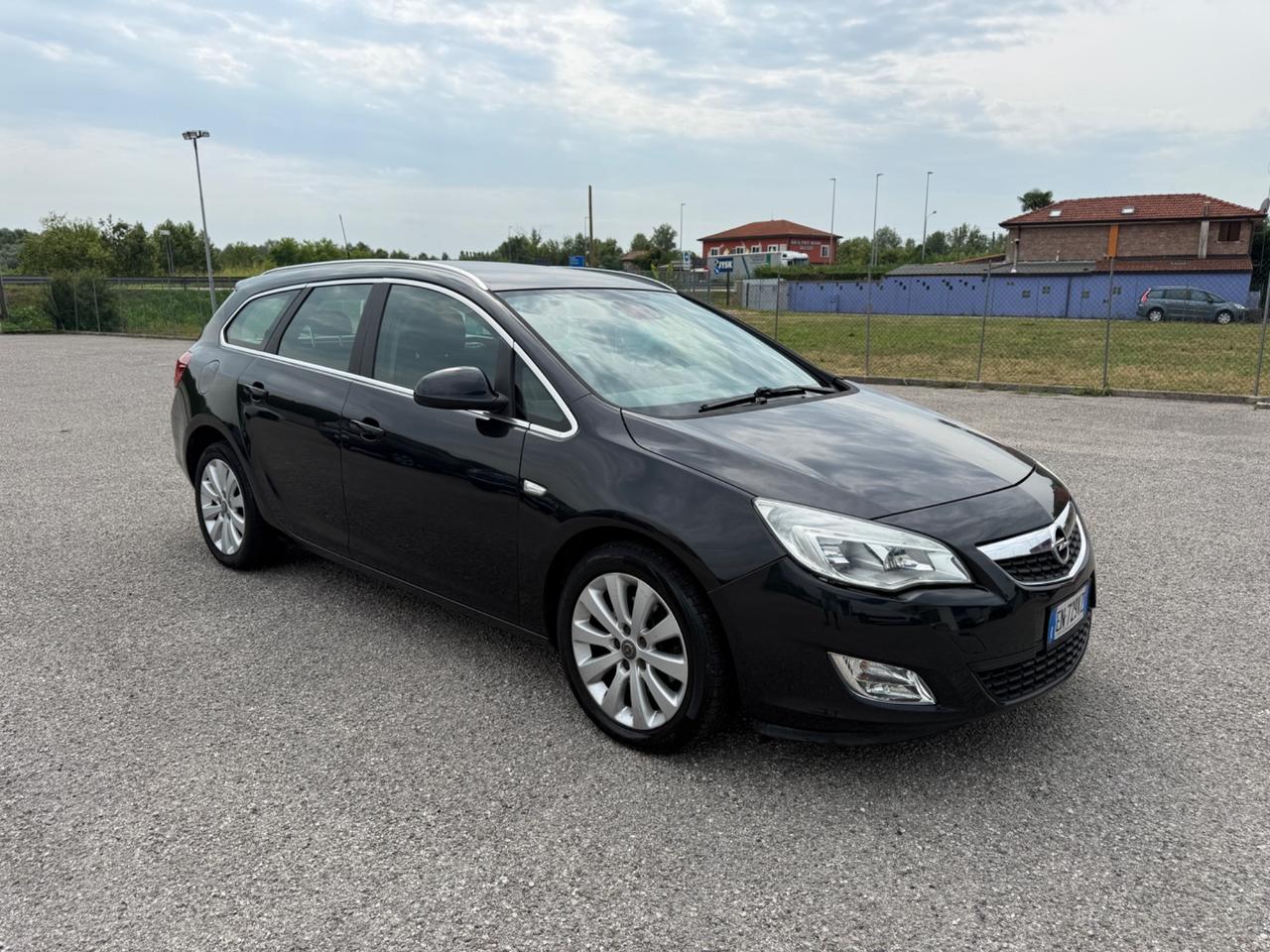 Opel Astra 1.7 CDTI 110CV Sports Tourer Cosmo