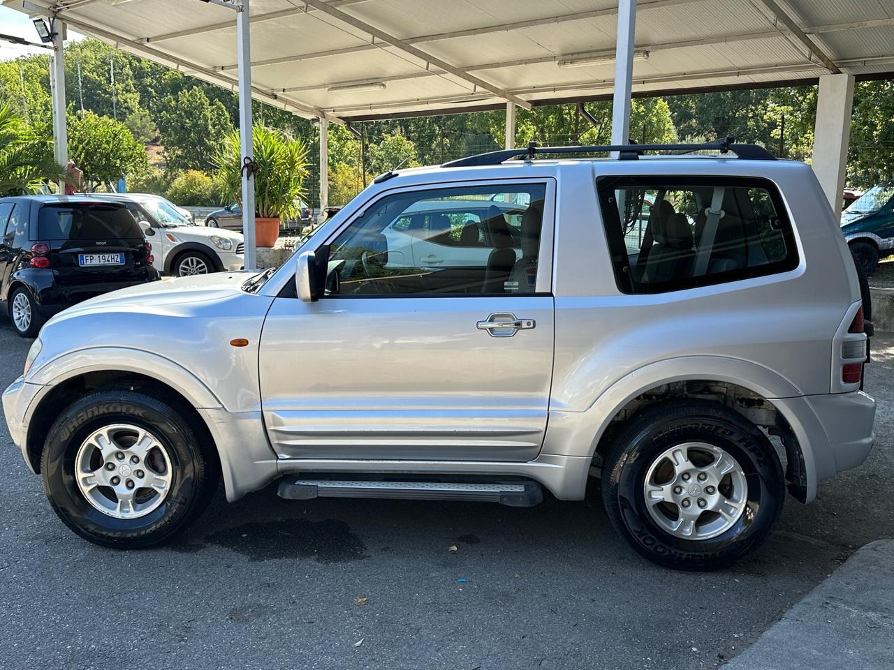 Mitsubishi Pajero 3.2 did 165 cv manuale