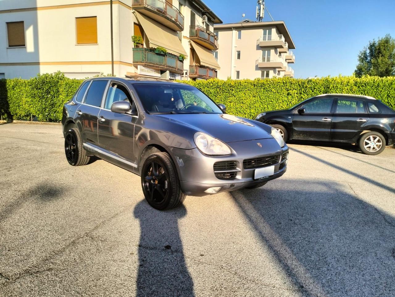 Porsche Cayenne 4.5 cat S