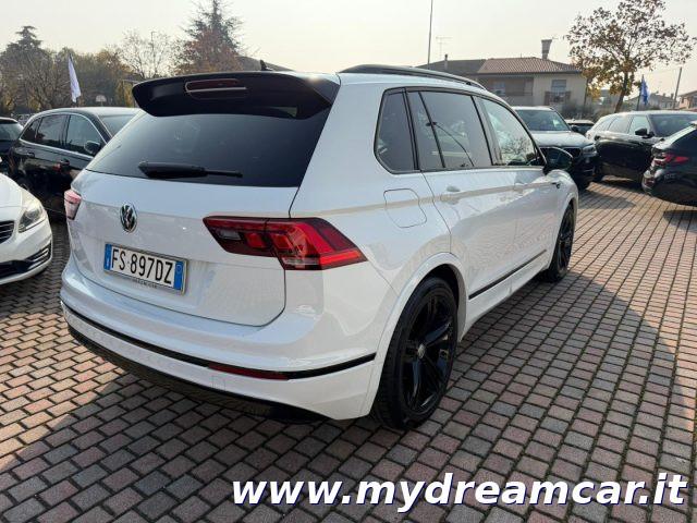 VOLKSWAGEN Tiguan 2.0 TDI 150CV DSG Advanced R-LINE