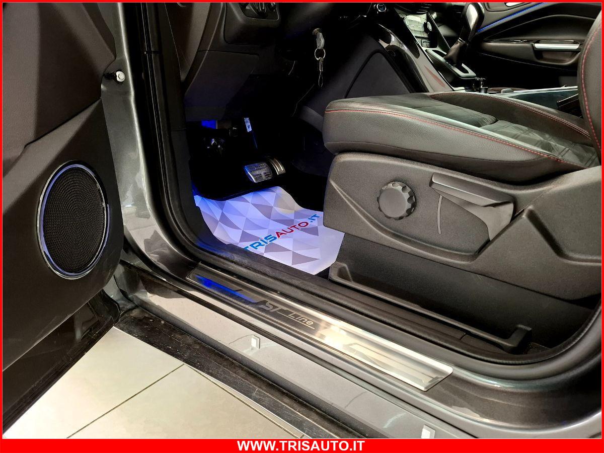 FORD Kuga 2.0 Tdci Aut. ST-Line NEOPATENTATI (PELLE+ANDROID+APPLE)