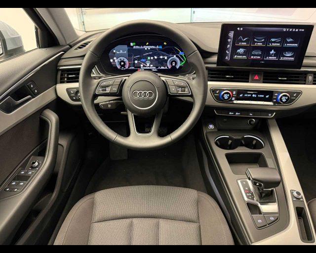 AUDI A4 Avant 30 TDI/136 CV S tronic Business Advanced