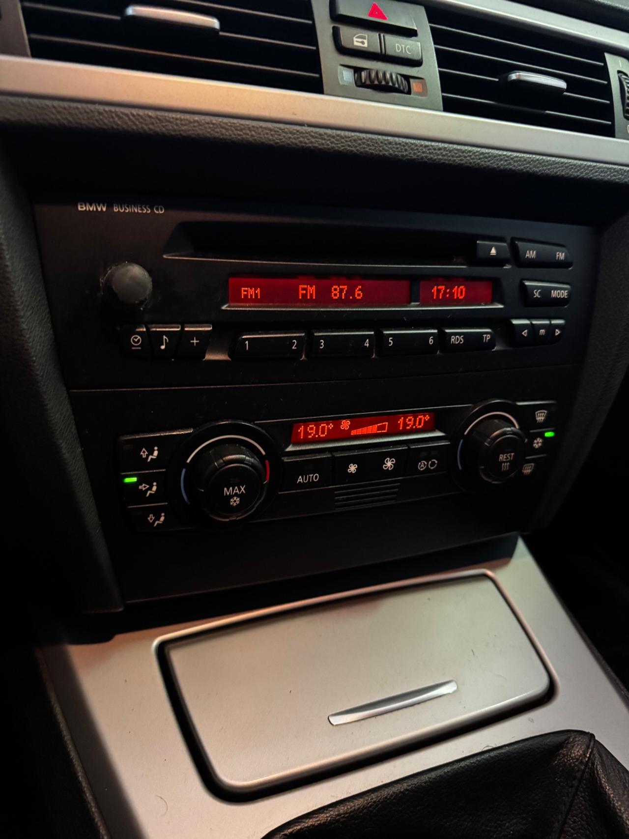 BMW 320D E90 MANUALE