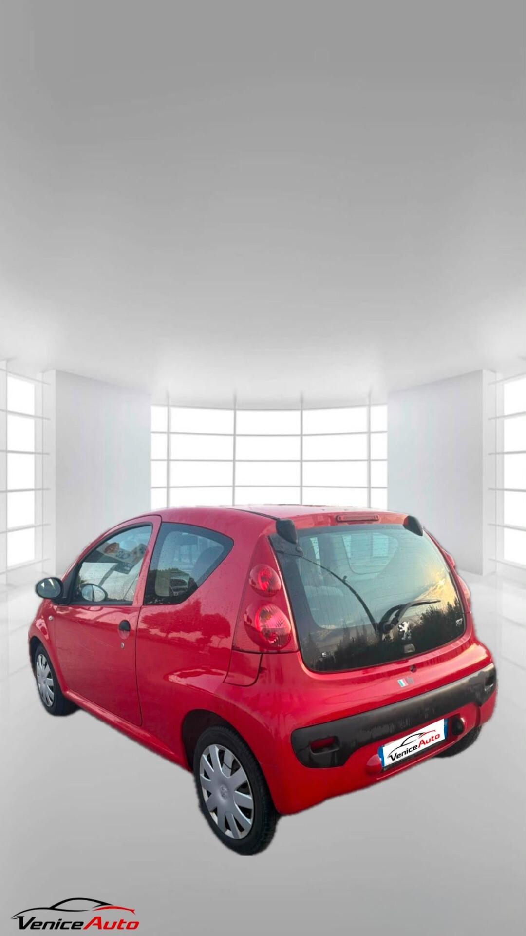 Peugeot 107 1.0 68CV 3p. Desir