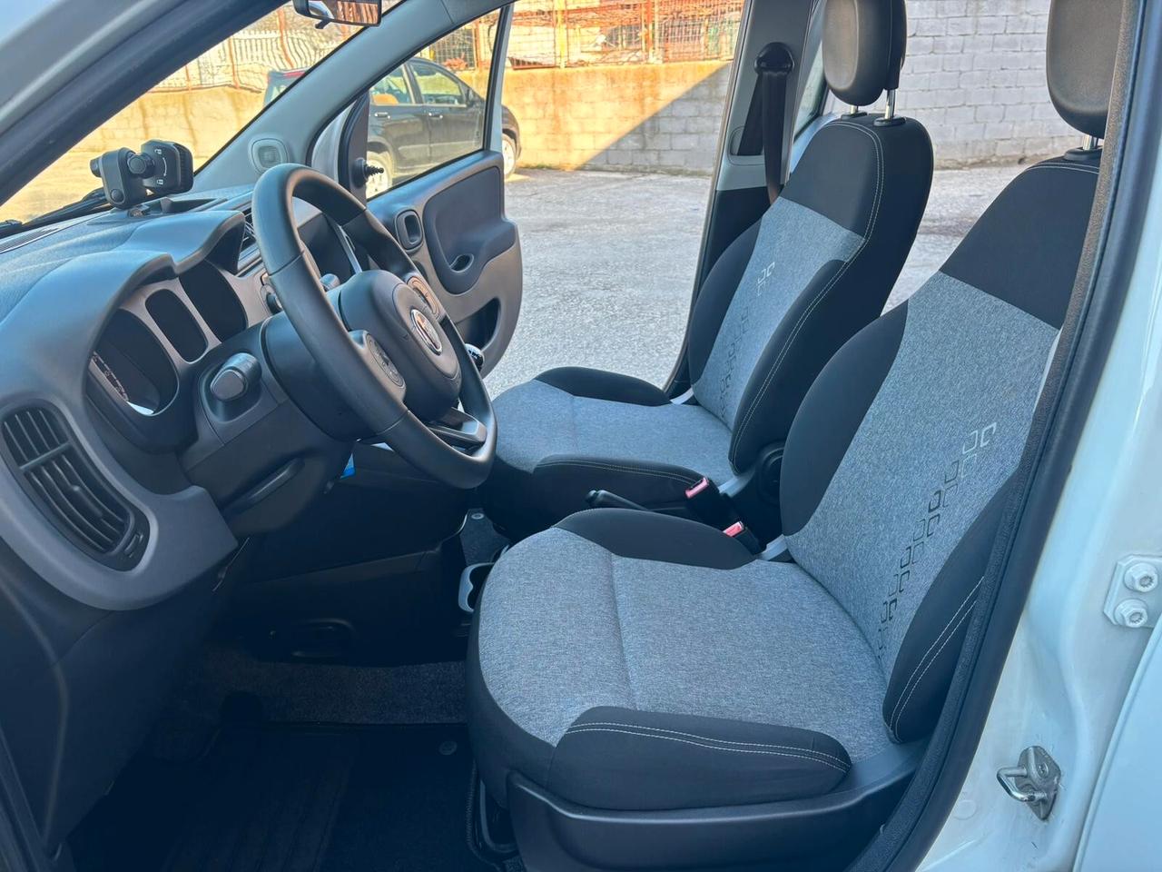 Fiat Panda Cross 0.9 TwinAir Turbo Natural Power 2020