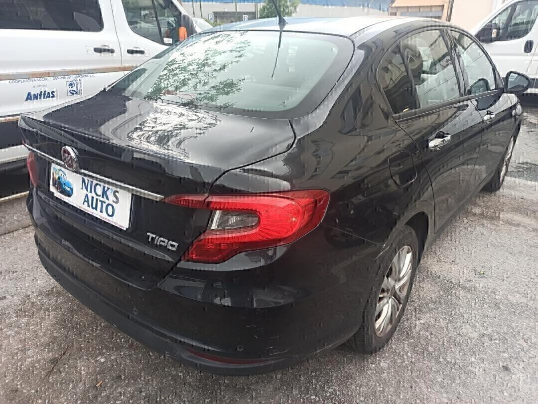 Fiat Tipo - 2016