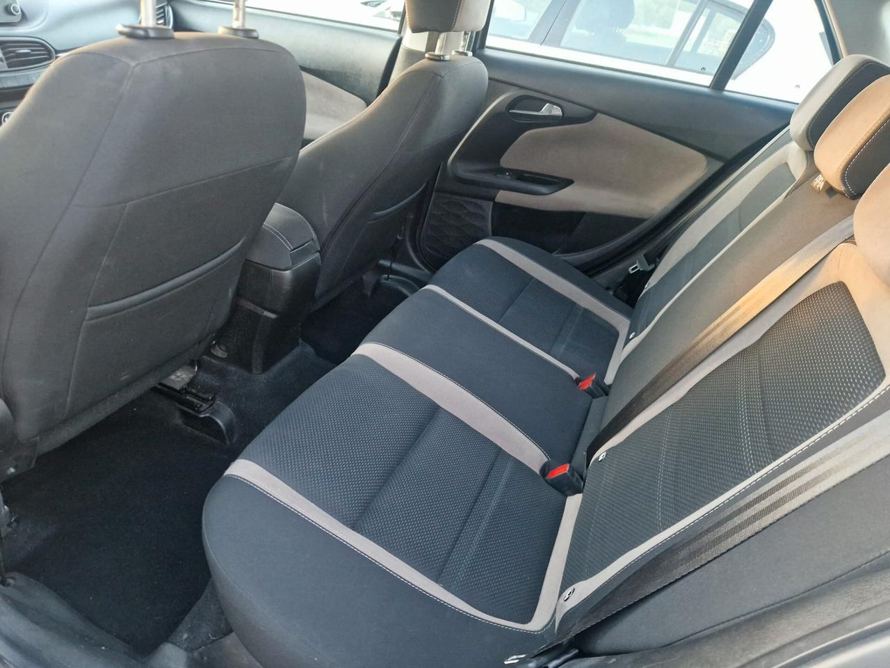 Fiat Tipo 1.3 Mjt S&S 95 CV SW Lounge Navi