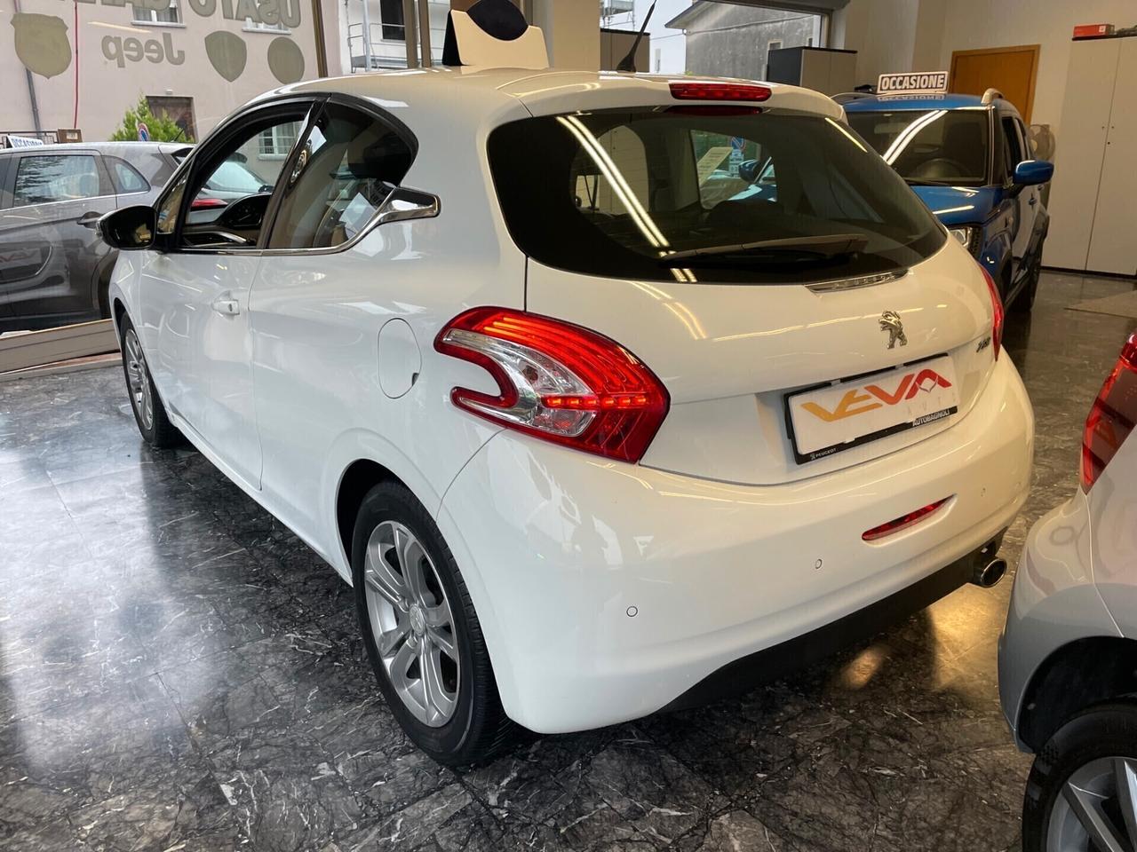 Peugeot 208 1.4 VTi 95 CV 3p. Allure