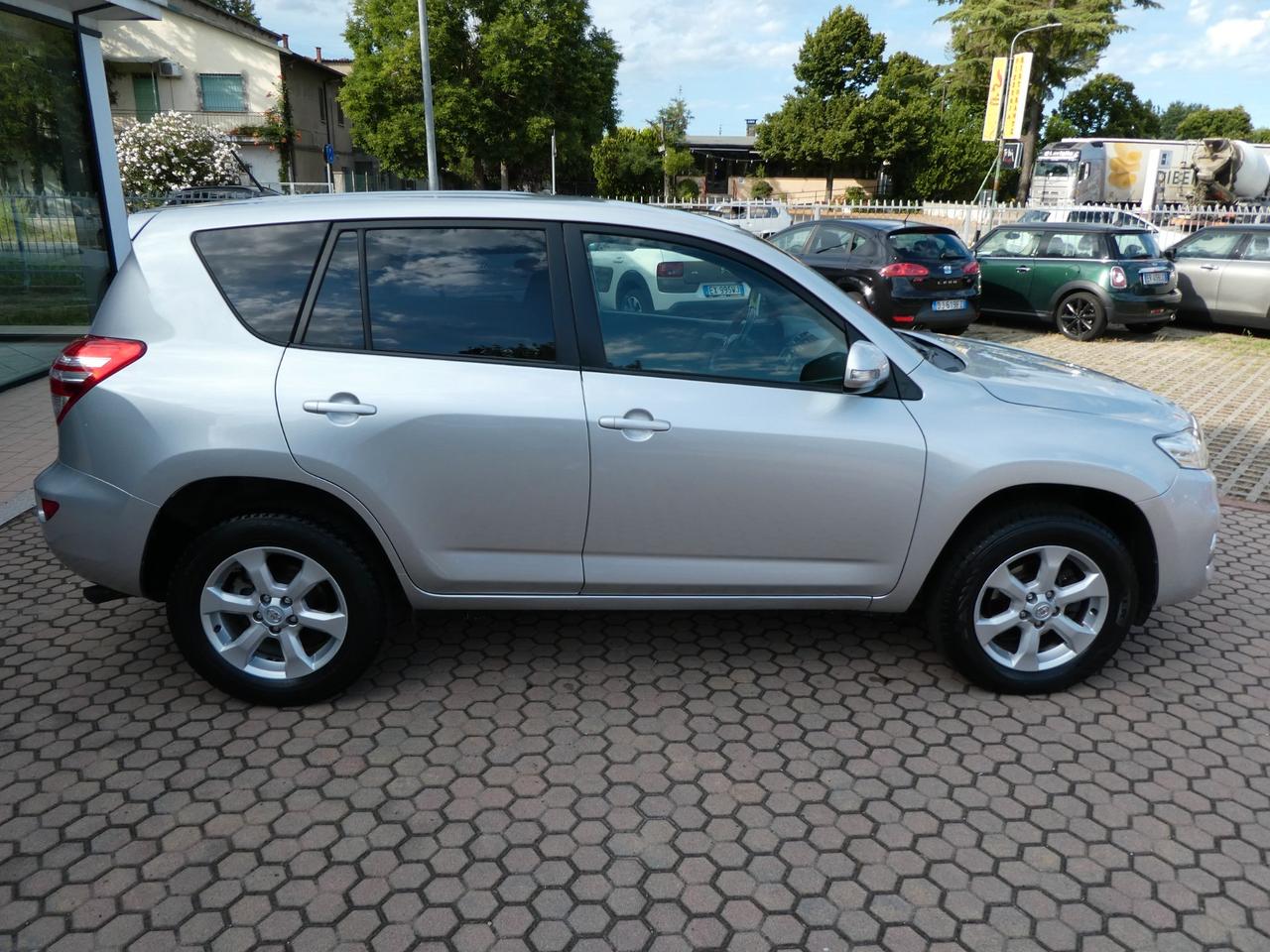 Toyota RAV 4 RAV4 2.2 D-4D 150 CV DPF