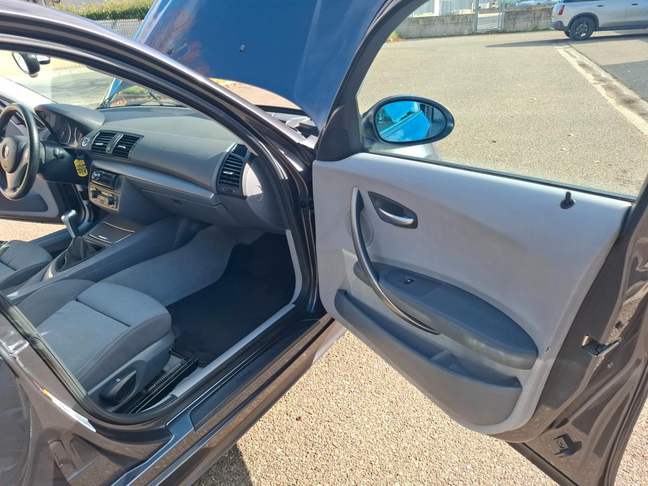 Bmw 118 118d cat 5 porte Futura