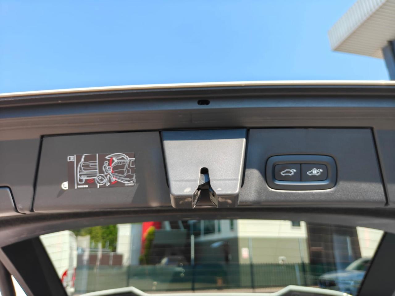 Volvo V90 Cross Country B4 (d) AWD automatico Business