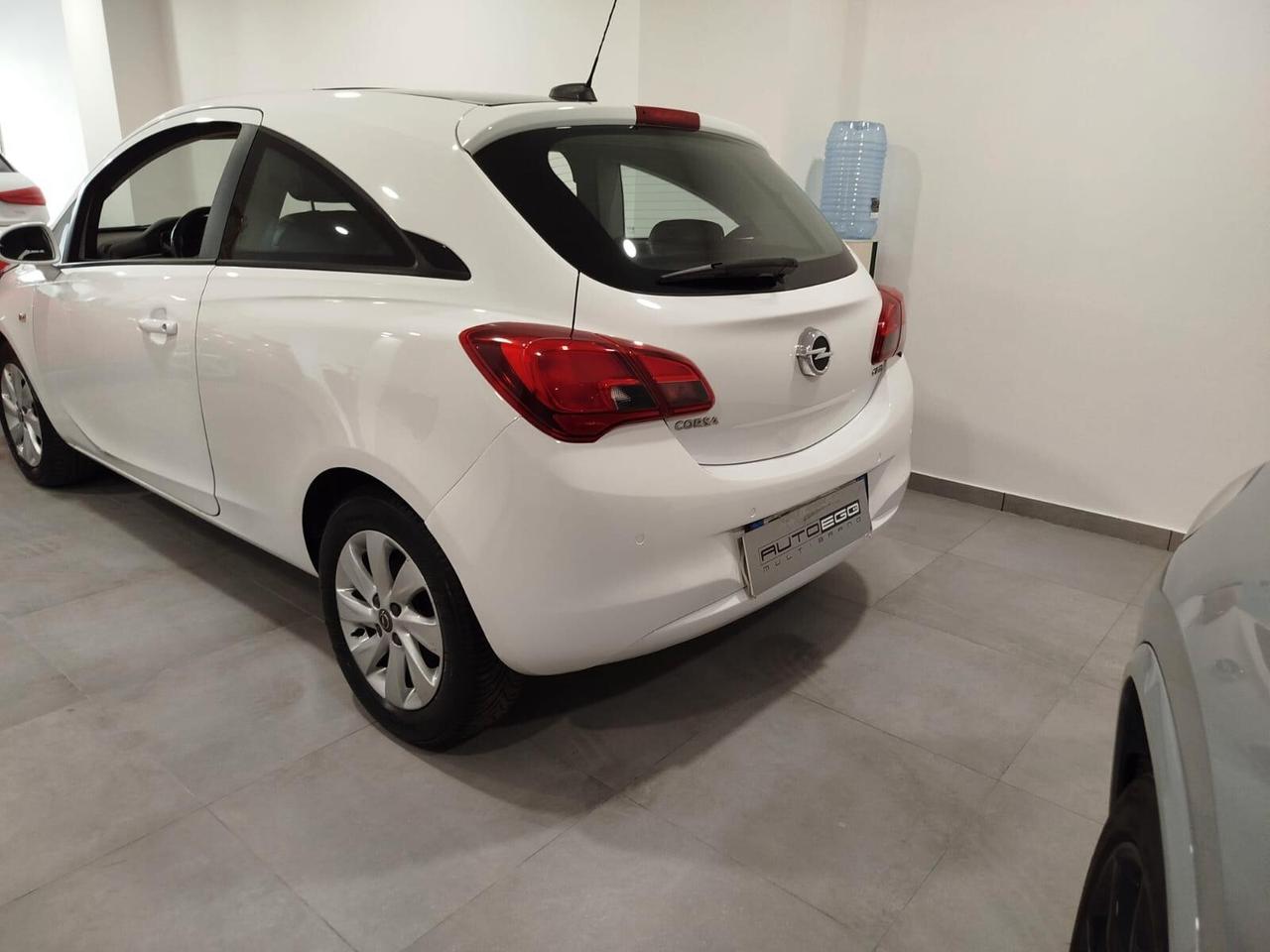 Opel Corsa 1.3 D. Mutijet