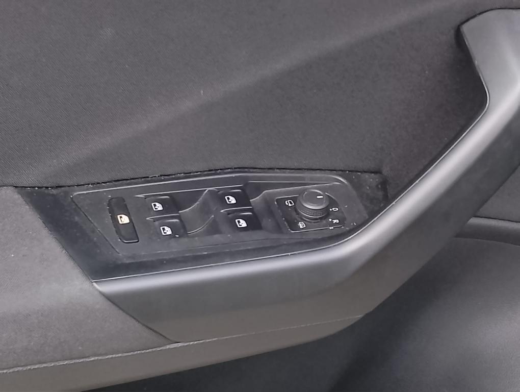 Volkswagen T-Roc 1.0 TSI Life -IMPECCABILE-