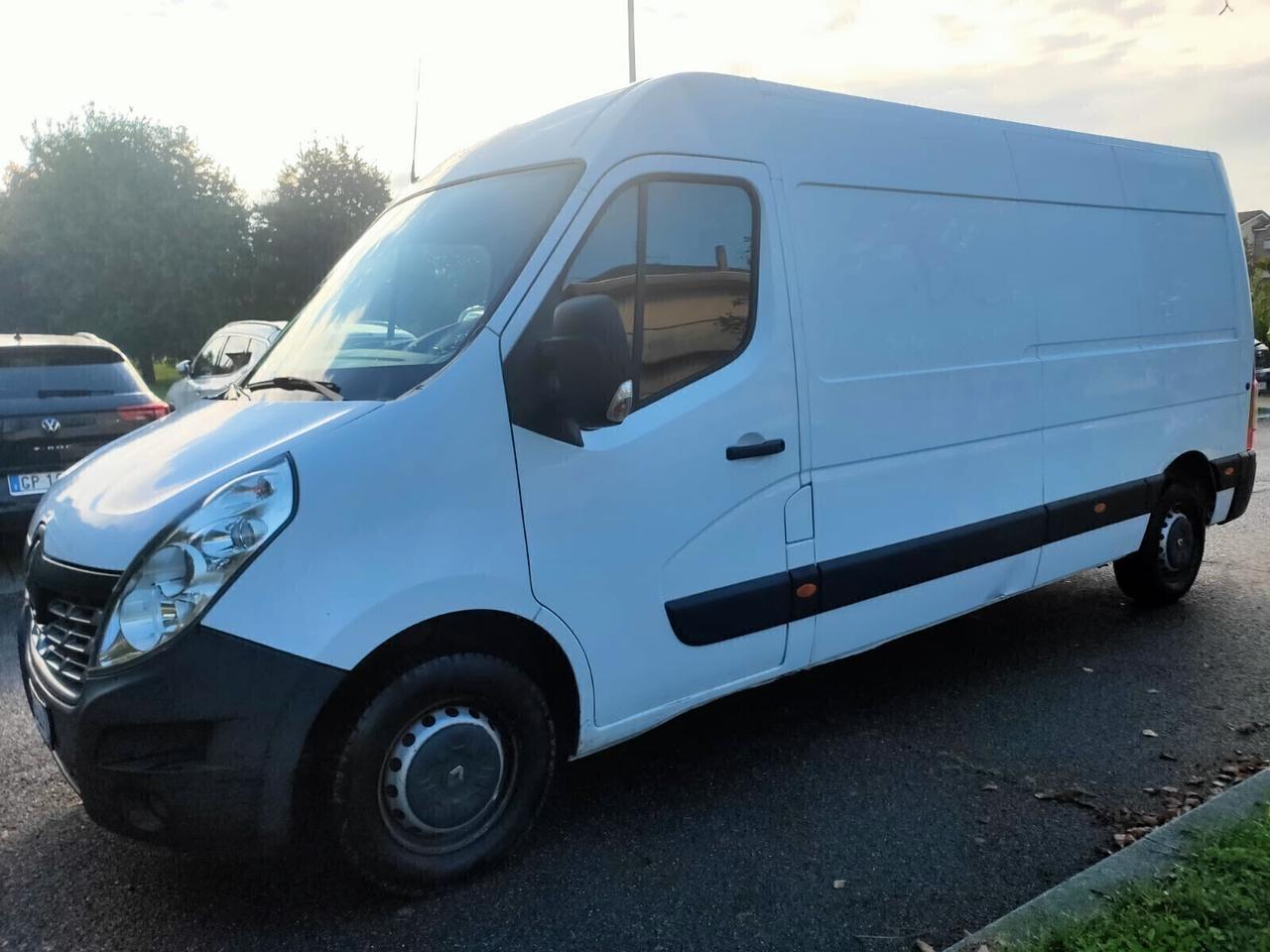 Renault Master T35 2.3 dCi MAXI