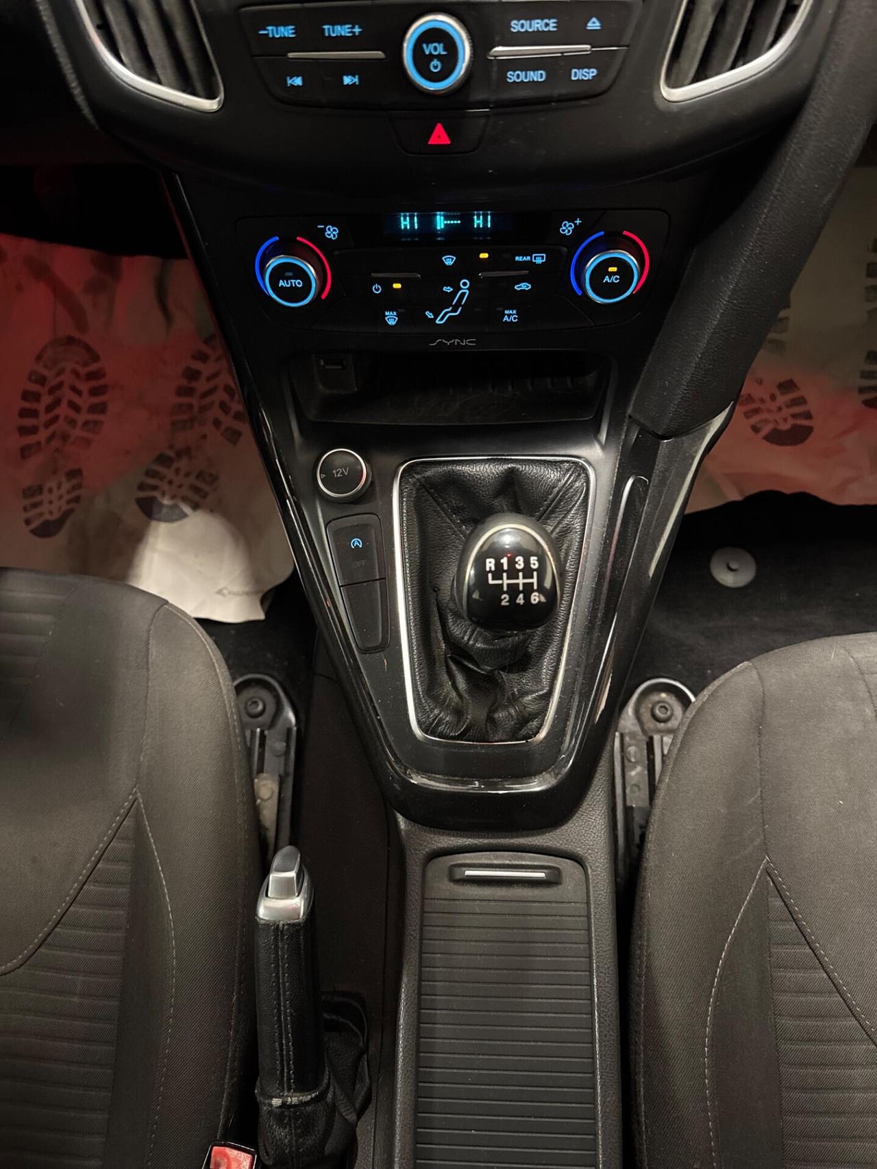 Ford Focus 1.5 TDCi 120 CV Start&Stop Powershift Titanium