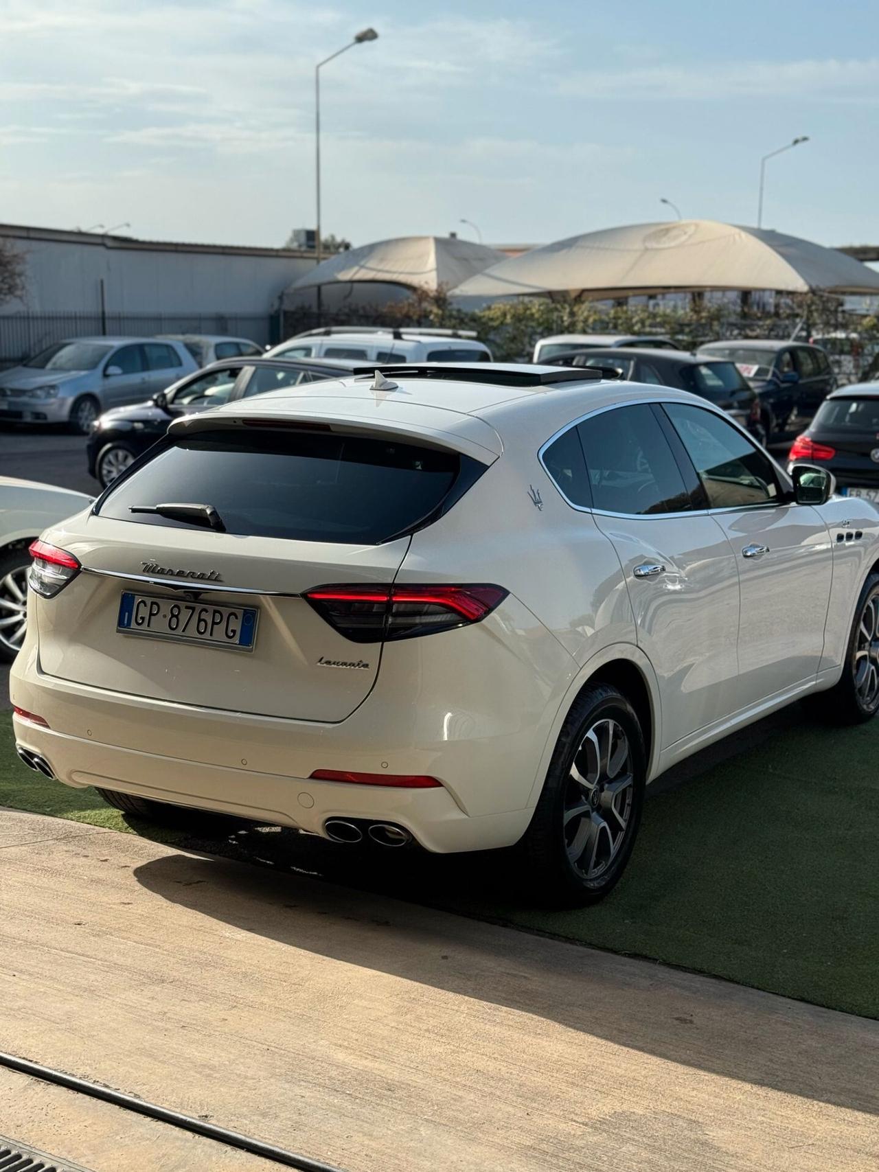 Maserati Levante MHEV 330 CV AWD GT Ultima
