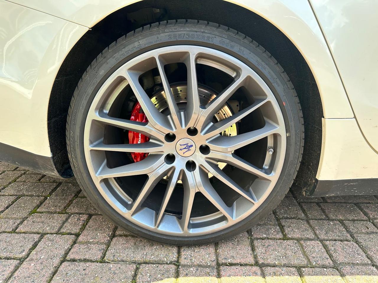 Maserati Ghibli SQ4 3.0 V6