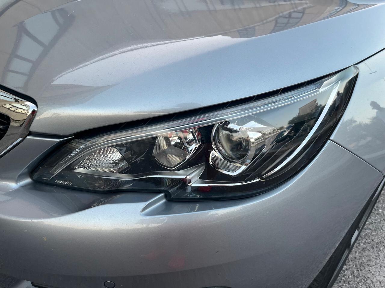 Peugeot 308 BlueHDi 130 S&S Allure