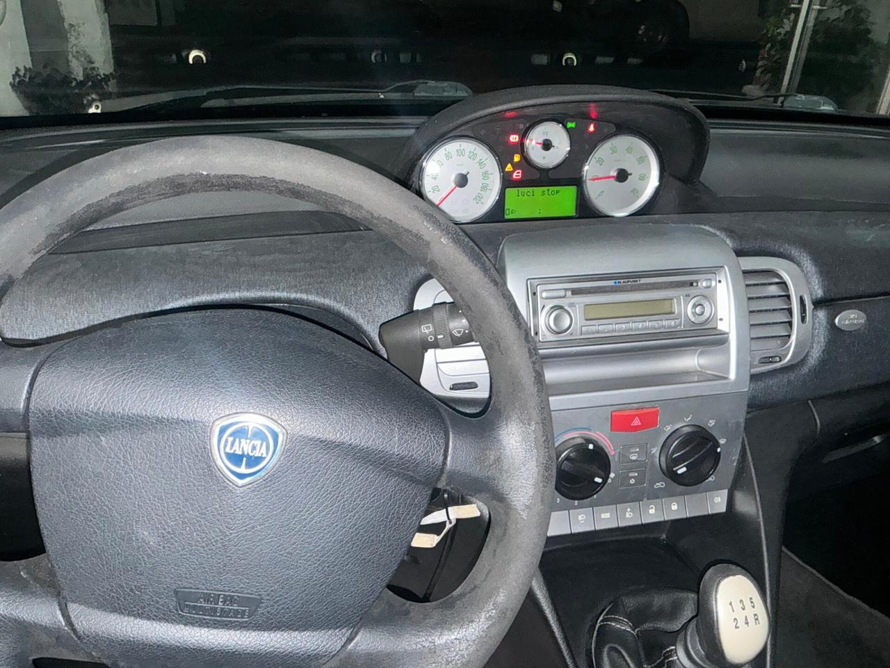 Lancia Ypsilon 1.2 69 CV Diva 2011