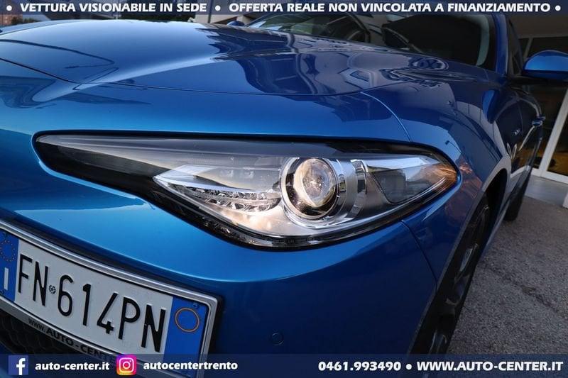 Alfa Romeo Giulia 2.2 D 210CV AT8 AWD Q4 VELOCE