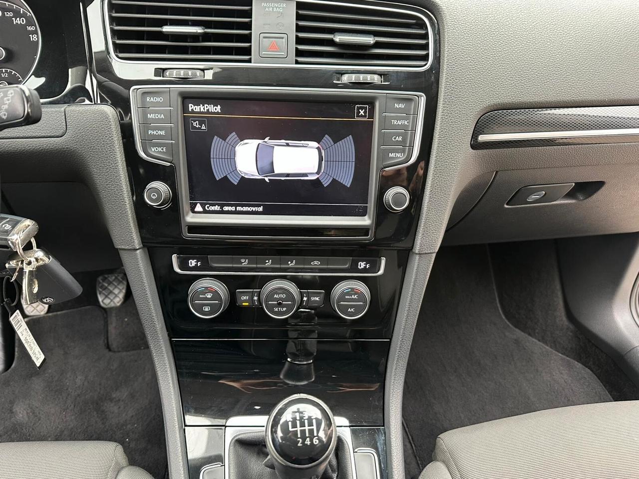 Volkswagen Golf 2.0 TDI 5p. Highline BlueMotion Technology