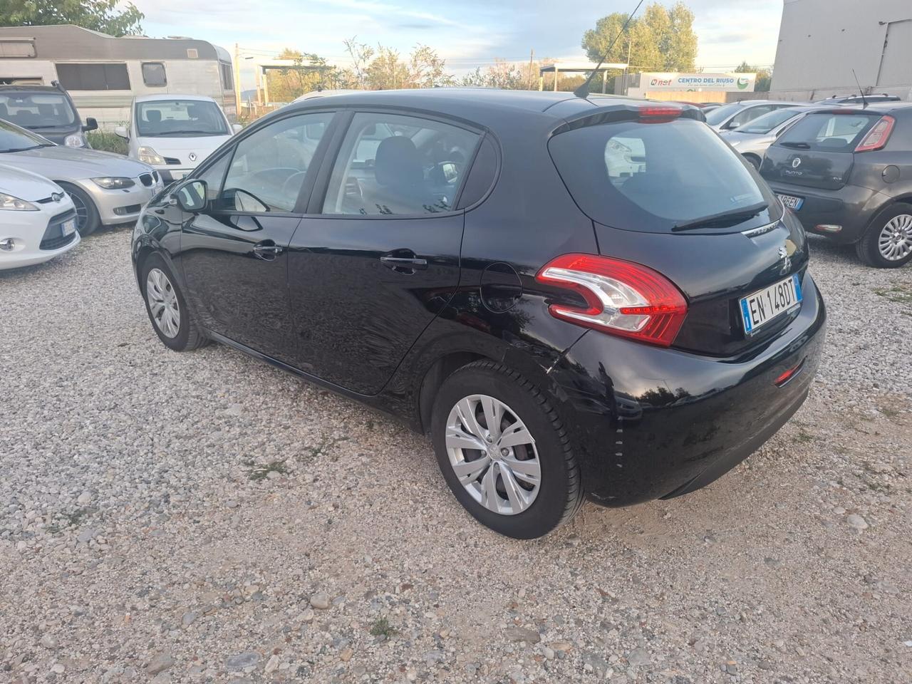 Peugeot 208 1.2 VTi 82 CV 5 porte Allure