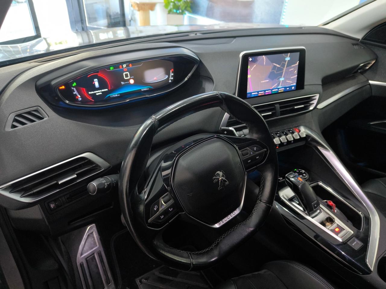 Peugeot 5008 BlueHDi 120 S&S EAT6 Crossway