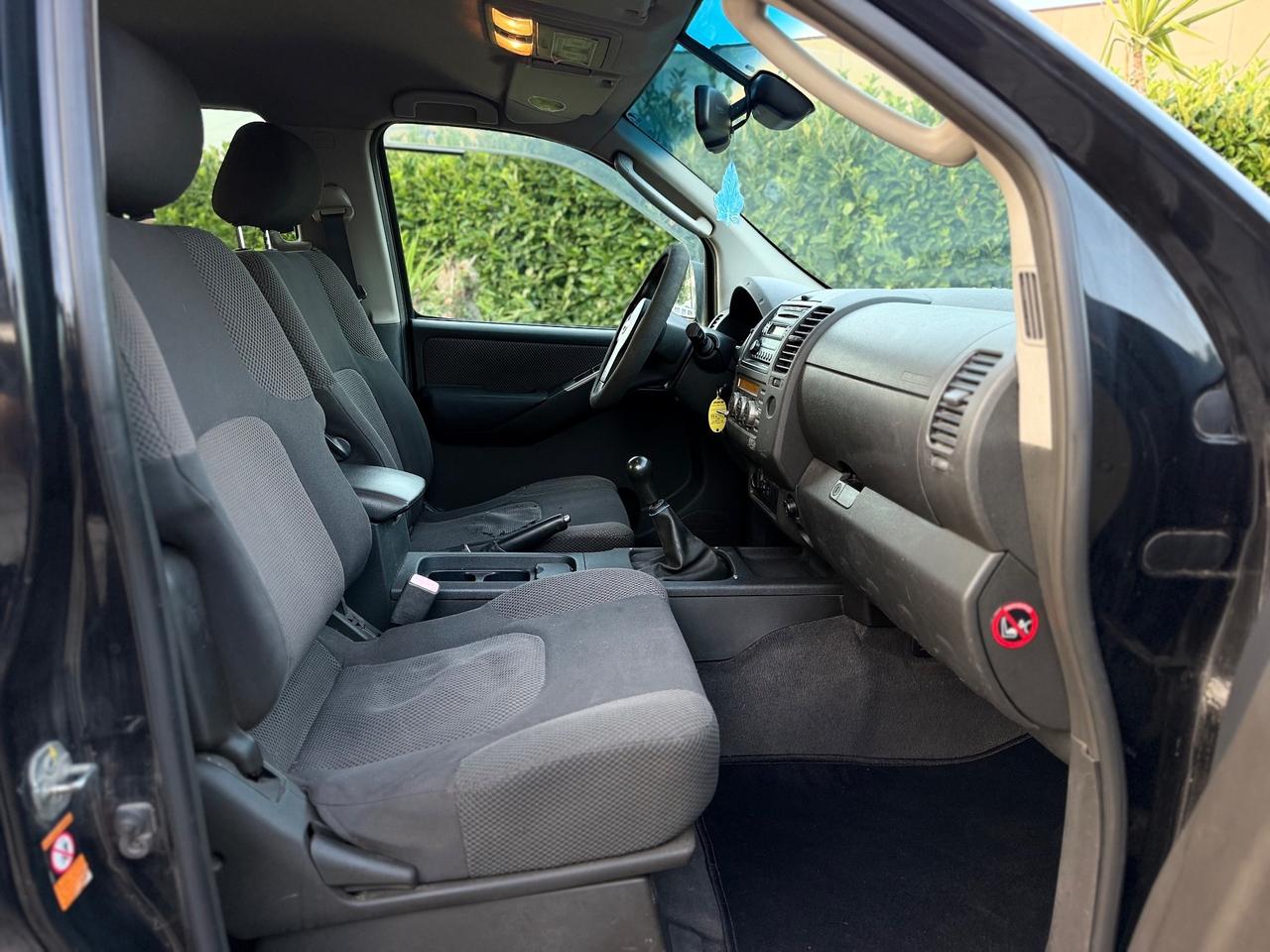 Nissan Navara 2.5 dCi Double Cab 4x4 171CV