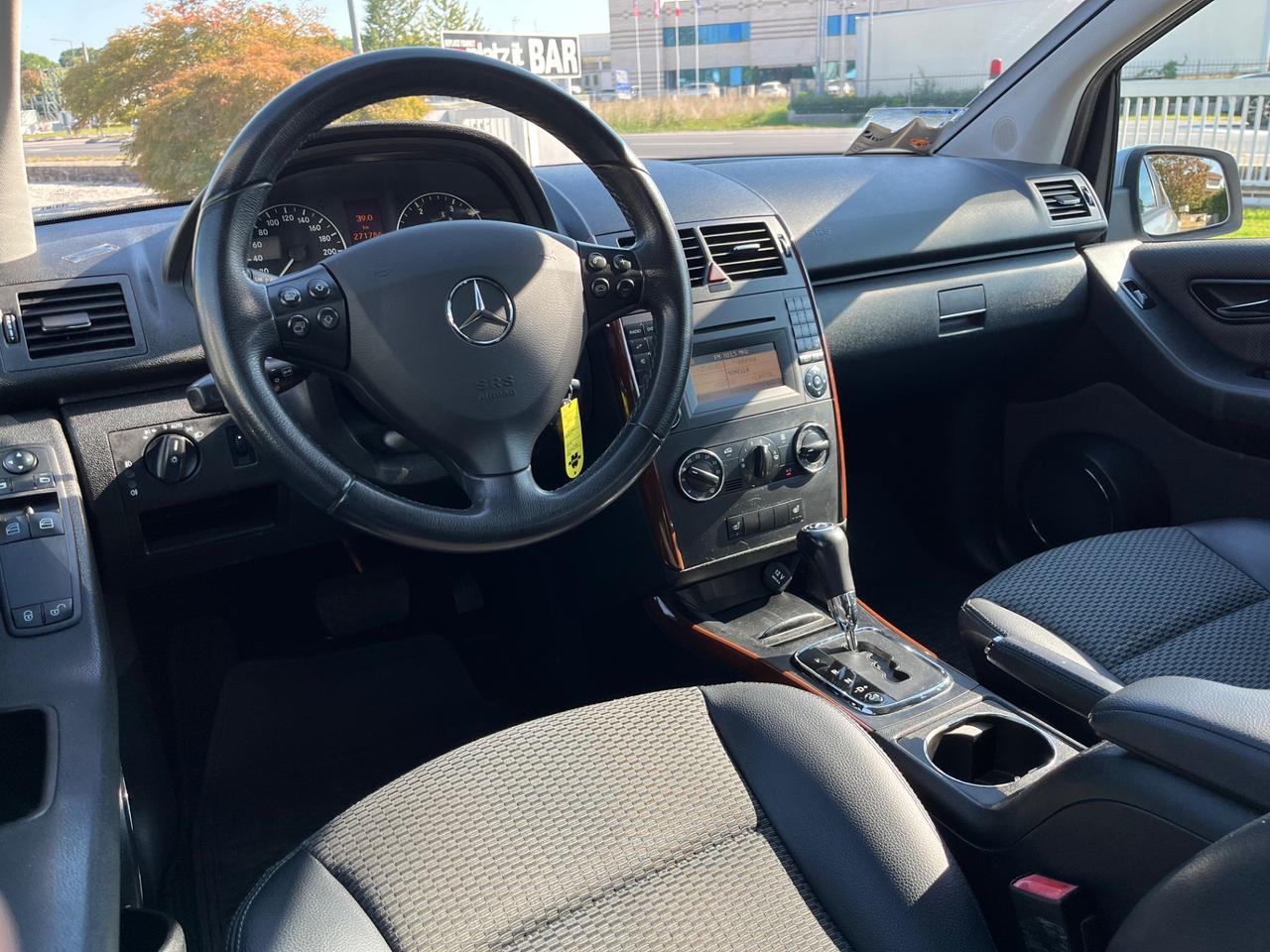 Mercedes-benz A 180 CDI Avantgarde ok Per neopatentato.