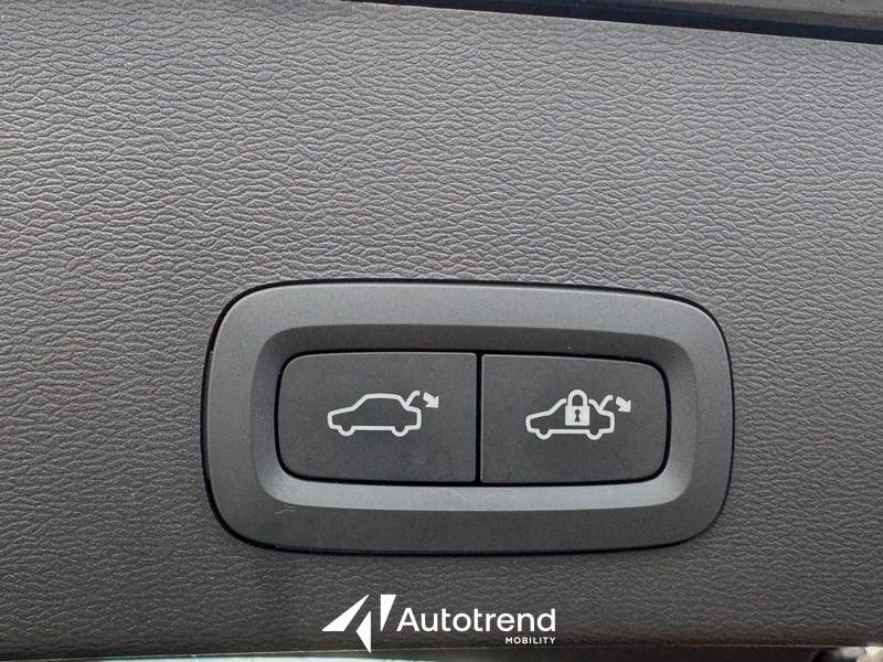 Volvo XC40 T2 129 CV NAVI LED Core