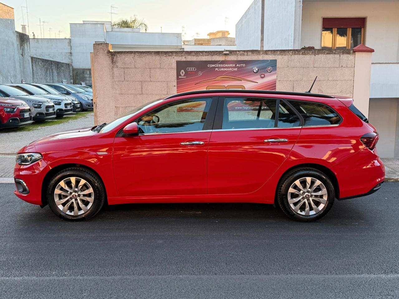 Fiat Tipo 1.6 MJT S&S SW Lounge *NAVI *LED - 2019