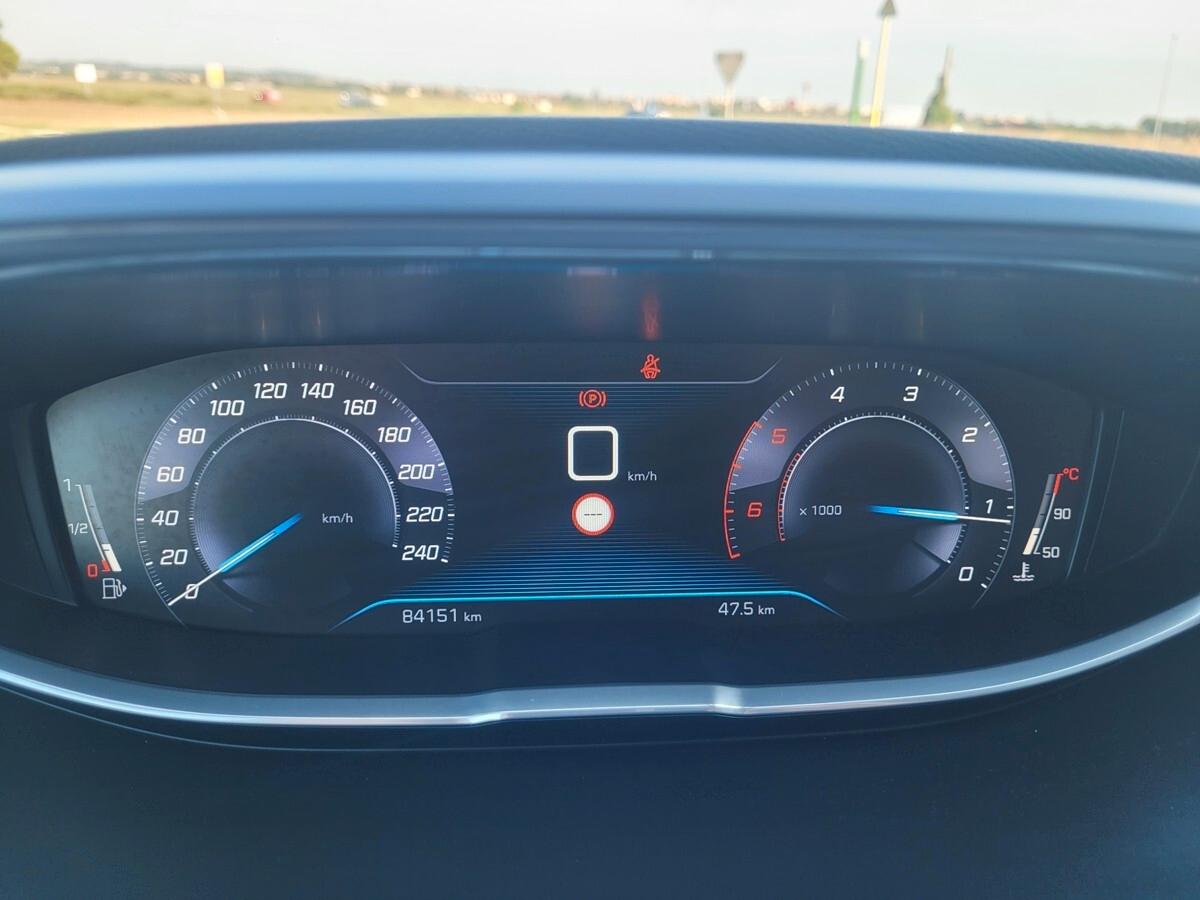 Peugeot 3008 BlueHDi 130 S&S Business