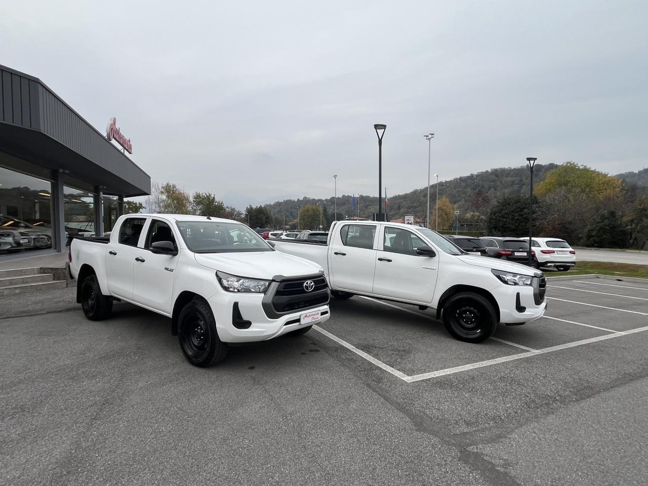 TOYOTA HILUX 2.4 D-4D DOPPIA CAB. 4WD 150 CV 6M "