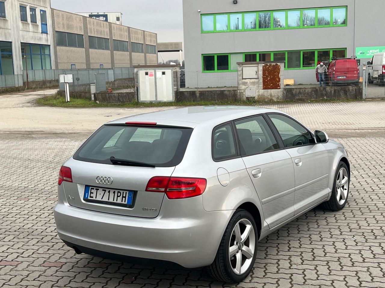 Audi A3 1.6 TDI 105 CV CR Ambiente