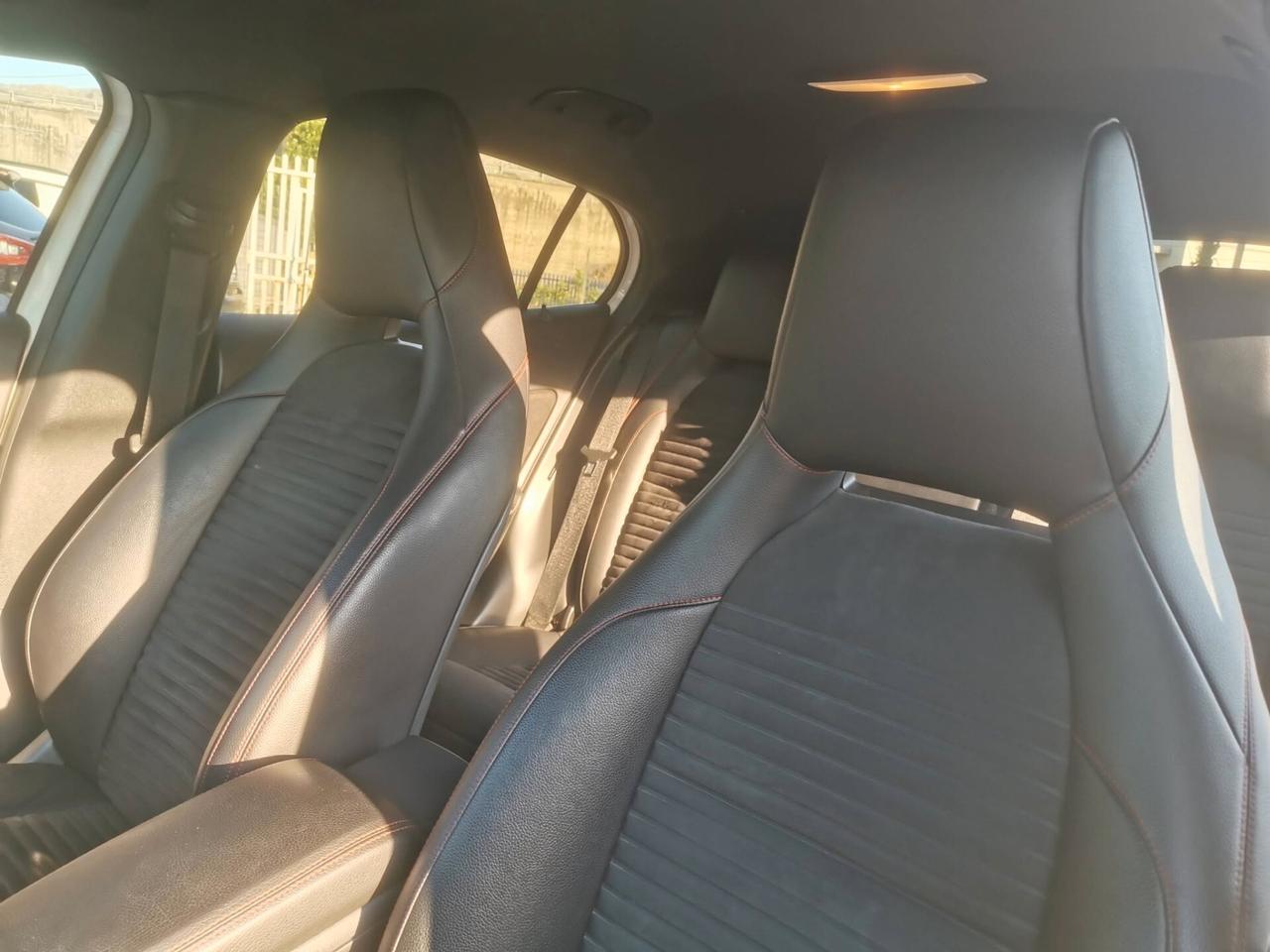 Mercedes-Benz GLA 200 CDI aut 4Matic Premium