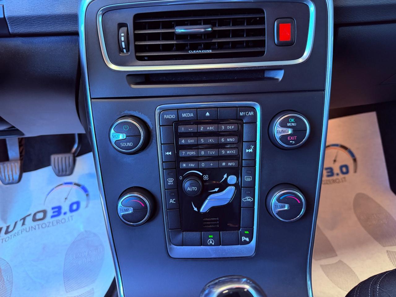 Volvo V60 Cross Country D3 Business