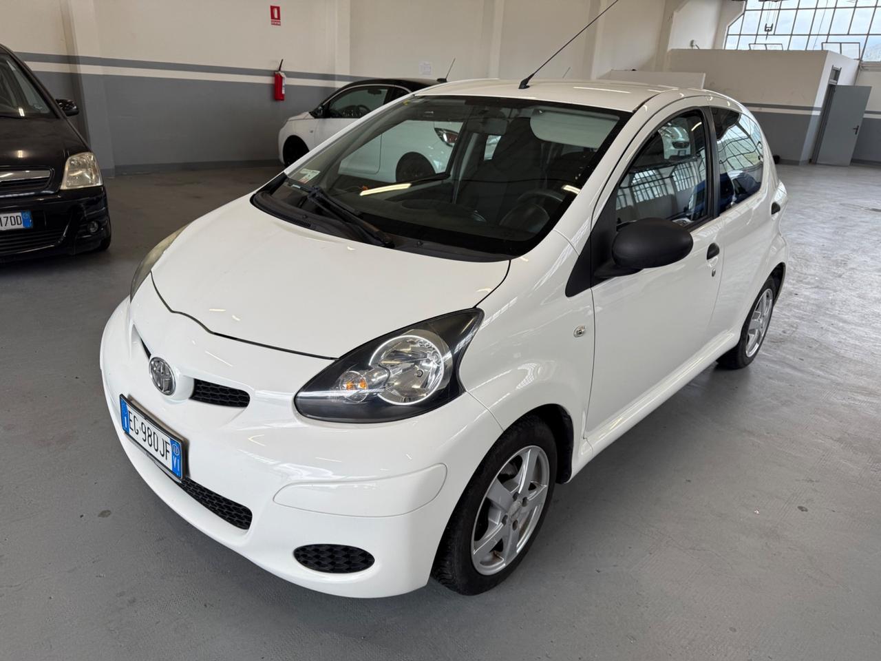 TOYOTA AYGO NEOPATENTATI BENZINA EURO 5