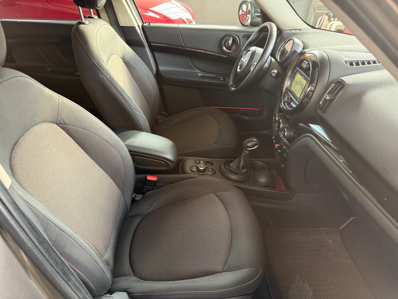 Mini Cooper D Countryman 2.0 Hype ALL4 CAMBIO AUTO